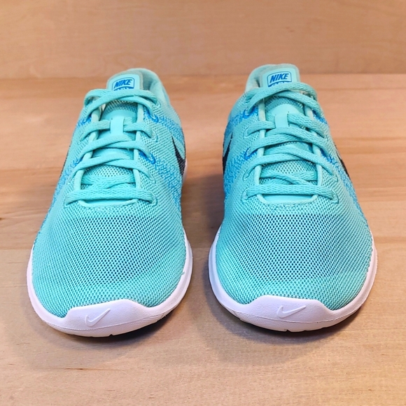 Nike Women's Flex Furry 7 Green Athletic Shoes - Picture 3 of 10